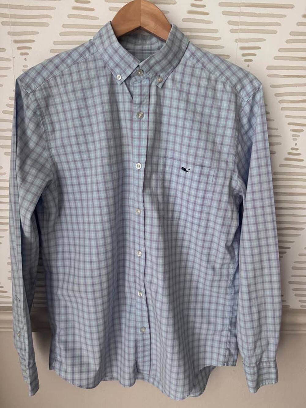 Vineyard Vines Medium Classic Fit Tucker Shirt Blue Red Gingham 100% Cotton